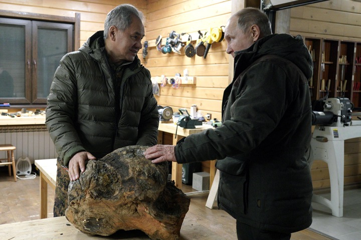 Шойгу, земля и деньги. «ЕР» получила нового старого лидера к Госдуме