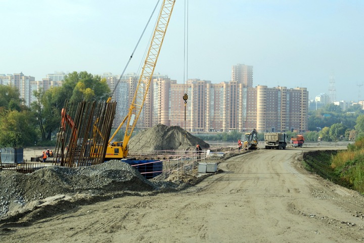 Депутаты предложили потребовать от «ВИС» компенсацию за проблемы из-за четвертого моста Депутаты предложили потребовать от «ВИС» компенсацию за проблемы из-за четвертого моста