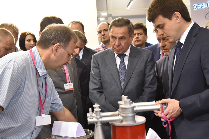 Новосибирский губернатор объявил о новом этапе реиндустриализации экономики