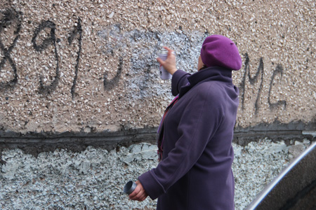 Новосибирская мэрия озаботилась ликвидацией рекламы наркотиков на стенах зданий