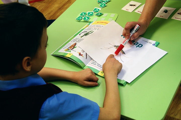 «Готовы принимать иных»: как работает класс для детей с аутизмом в Новосибирске «Готовы принимать иных»: как работает класс для детей с аутизмом в Новосибирске