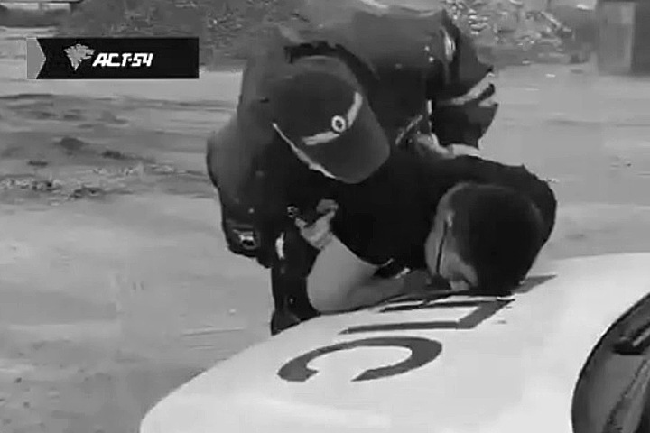 Уголовное дело обвинявшегося в убийстве Векила Абдуллаева полицейского закрыли Уголовное дело обвинявшегося в убийстве Векила Абдуллаева полицейского закрыли