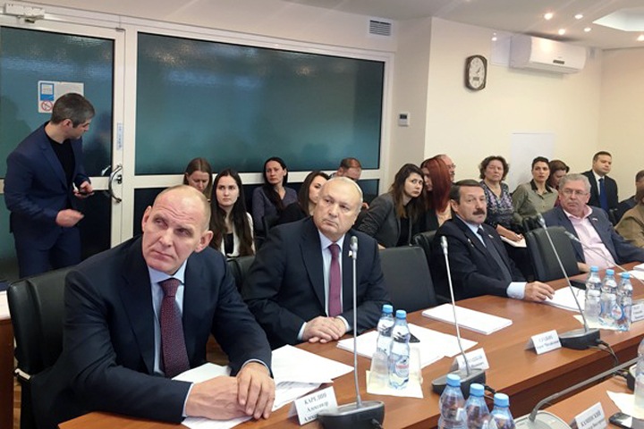 Кто поддержал повышение НДС: Карелин, Шойгу и Пимашков Кто поддержал повышение НДС: Карелин, Шойгу и Пимашков