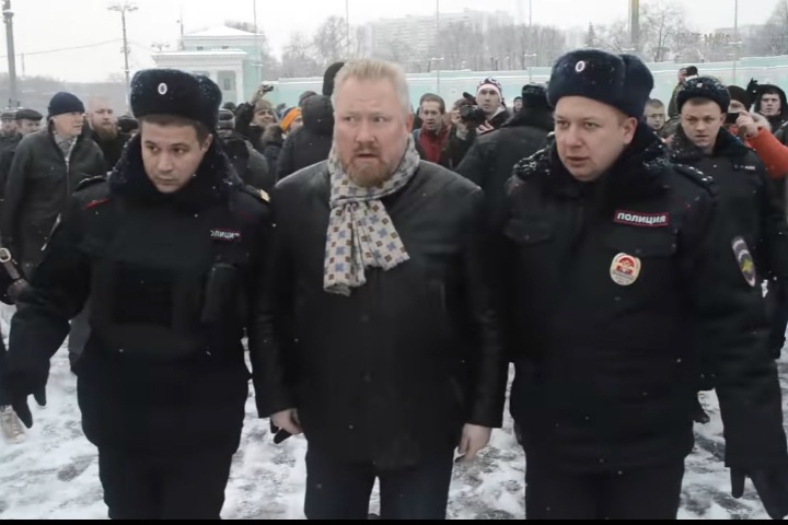 Новосибирцы решились на «оппозиционную прогулку» перед Новым годом Новосибирцы решились на «оппозиционную прогулку» перед Новым годом