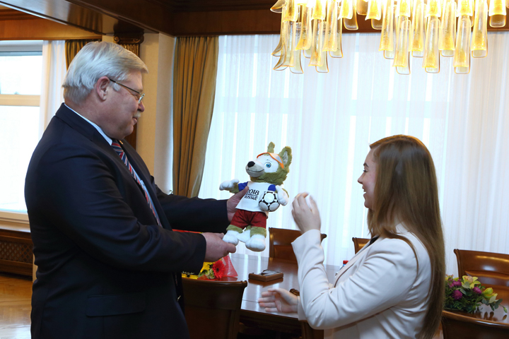 Губернатор Жвачкин назвал волка Забиваку брендом Томской области Губернатор Жвачкин назвал волка Забиваку брендом Томской области