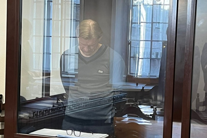 Бывший гендиректор «Зимней вишни» Вишневский осужден на восемь лет за взятку стройнадзору Бывший гендиректор «Зимней вишни» Вишневский осужден на восемь лет за взятку стройнадзору