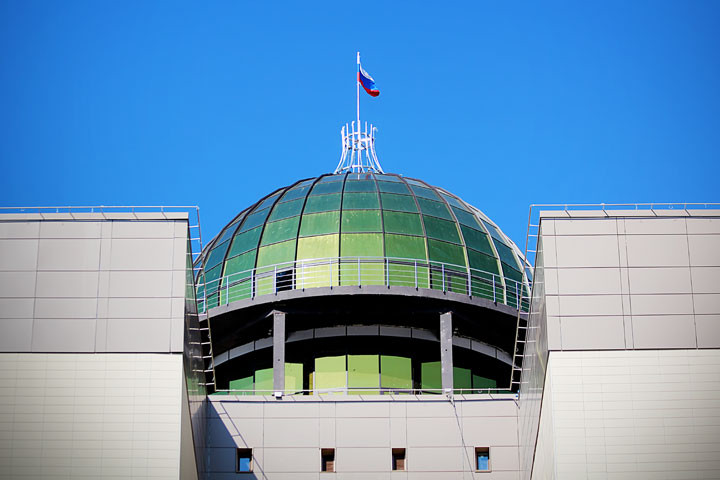 Гуманитарный институт НГУ возглавил Андрей Зуев