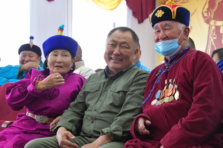 Глава Тувы повторно заболел коронавирусом