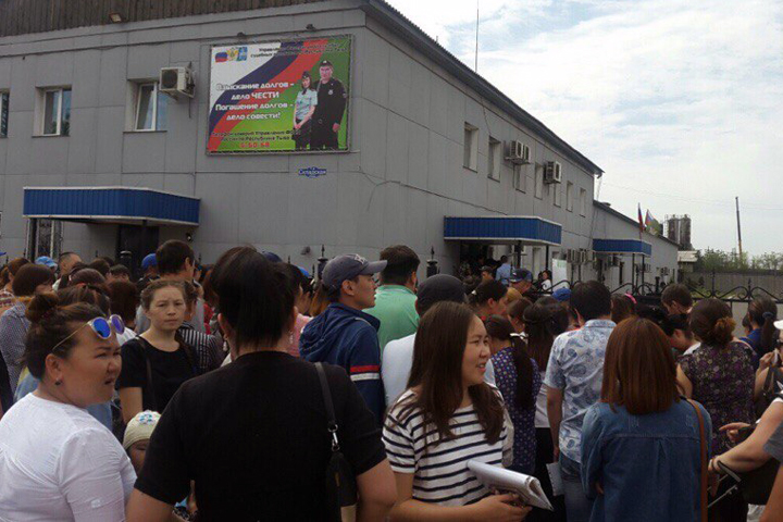 Огромная очередь выстроилась за местами в детсады Тувы Огромная очередь выстроилась за местами в детсады Тувы