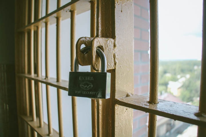 Справочник о жизни в тюрьме с примерами из Сибири появился в интернете