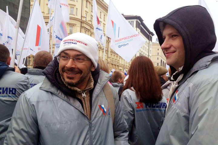 Оправдавший рубки на Байкале депутат «Коля-Омуль» попросил признать Greenpeace нежелательной организацией Оправдавший рубки на Байкале депутат «Коля-Омуль» попросил признать Greenpeace нежелательной организацией