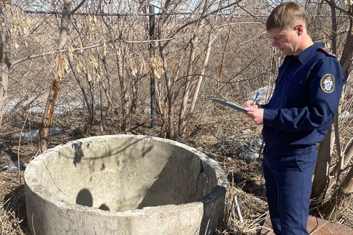 Тело ребенка нашли в колодце в Алтайском крае Тело ребенка нашли в колодце в Алтайском крае
