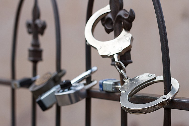 Девять уголовных дел возбудили после пыток в иркутских колониях и СИЗО