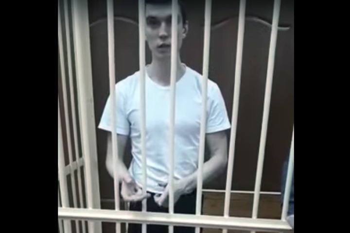 Боровшегося против пыток кузбасского правозащитника обвинили в создании «ячейки АУЕ»