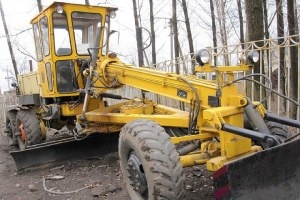 Автогрейдер «Новосибирскавтодора» сбил трехлетнего ребенка, возбуждены уголовные дела Автогрейдер «Новосибирскавтодора» сбил трехлетнего ребенка, возбуждены уголовные дела