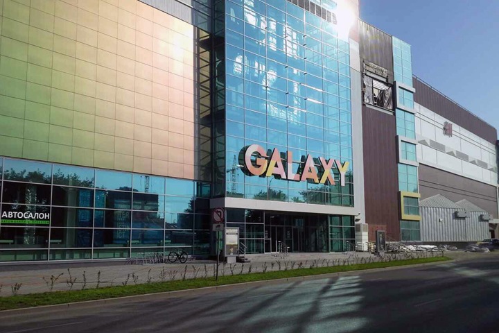 Новосибирский общественник: ТЦ «Галактика» в Барнауле представляет опасность для посетителей