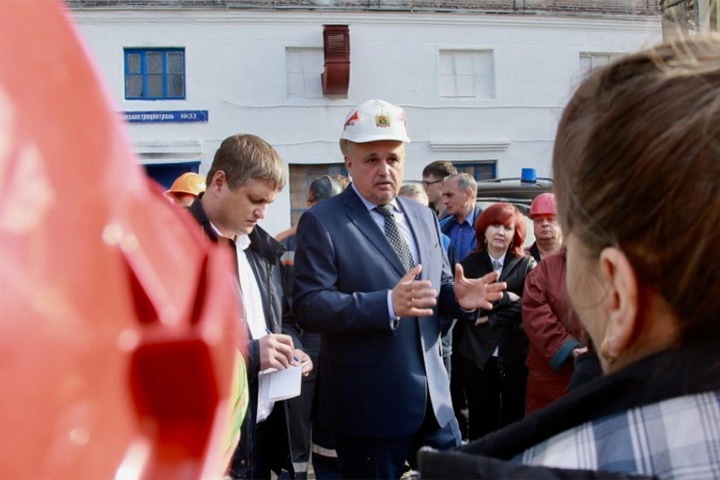 Цивилёв потребовал забрать оружие у жителей Кузбасса после двух покушений Цивилёв потребовал забрать оружие у жителей Кузбасса после двух покушений