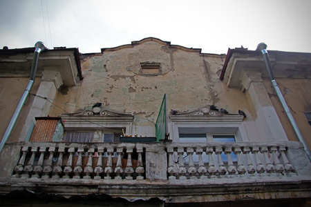 Власти опасаются массового отказа УК от аварийных домов в Новосибирске Власти опасаются массового отказа УК от аварийных домов в Новосибирске