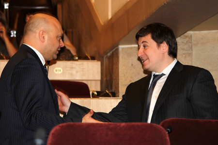 Наказы избирателей обойдутся бюджету Новосибирской области в 6,3 млрд рублей Наказы избирателей обойдутся бюджету Новосибирской области в 6,3 млрд рублей