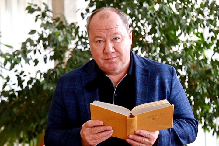 Глава строительного комитета новосибирского заксобрания сдал мандат Глава строительного комитета новосибирского заксобрания сдал мандат