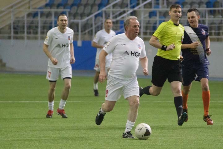 Бывший тренер «Енисея» возглавил футбольный клуб из Болгарии