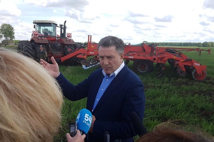 Спикер новосибирского заксобрания пообещал инвестиции в перереботку леса