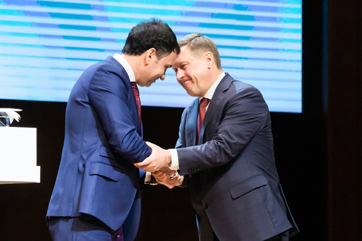 Локоть 2.0. На что надеялись сторонники новосибирского мэра Локоть 2.0. На что надеялись сторонники новосибирского мэра