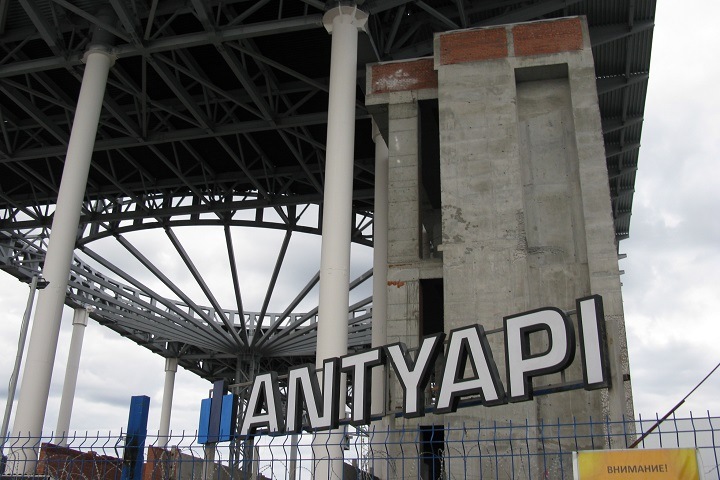 Что скрывает новый терминал «Толмачёво»: долги перед подрядчиком, пропавшее оборудование и «фальсификация» документов Что скрывает новый терминал «Толмачёво»: долги перед подрядчиком, пропавшее оборудование и «фальсификация» документов