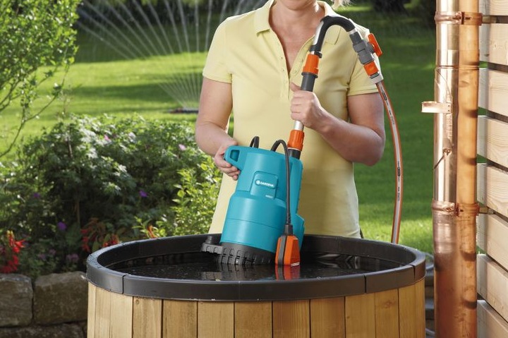 Бочковой насос – спасение урожая от капризов природы