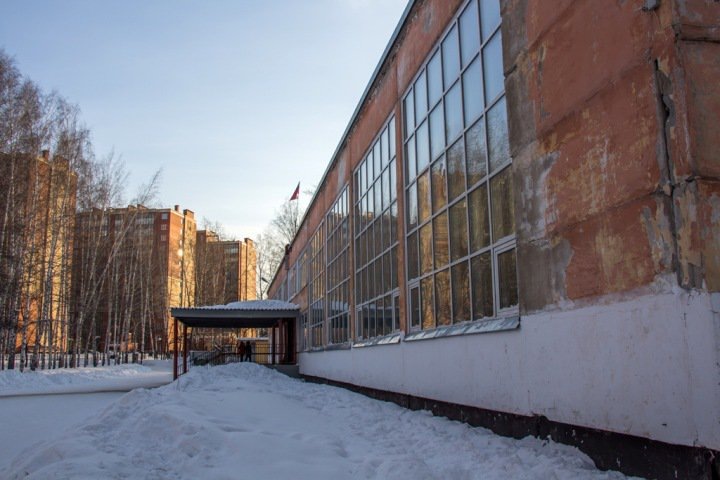 Жители «Стрижей» попросили Путина спасти их детей от третьей смены Жители «Стрижей» попросили Путина спасти их детей от третьей смены