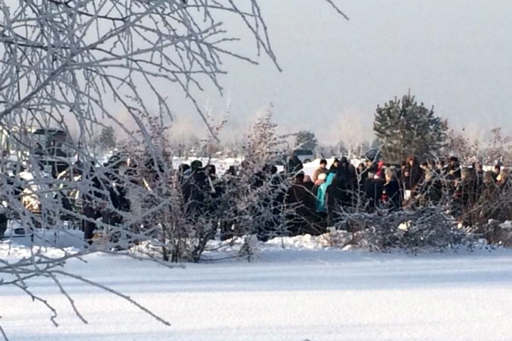 Погибшего в Сирии пилота похоронили в Бердске