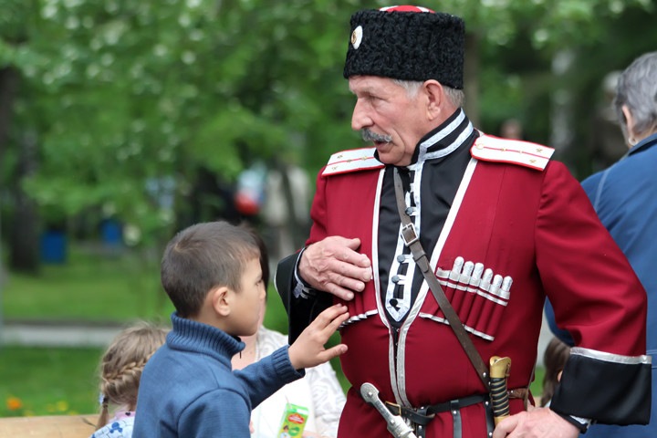 Церковь, казаки и проекты единороссов получили субсидии от новосибирских властей