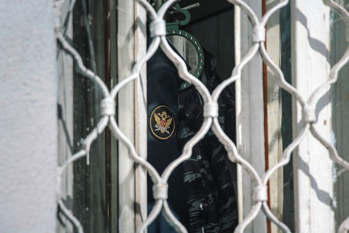 Жительница Бурятии рассказала, как полицейские раздевали ее и пытали Жительница Бурятии рассказала, как полицейские раздевали ее и пытали