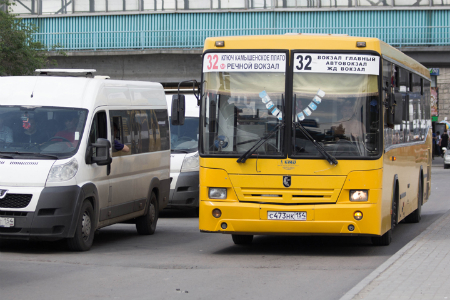 Власти пустят четыре маршрута через Бугринский мост в Новосибирске