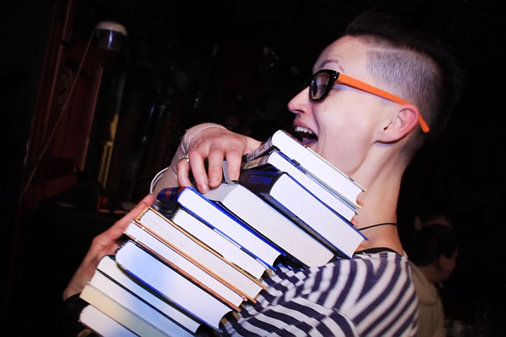 Историческое видео «Открой рота»: «У жюри кончилась водка!» Историческое видео «Открой рота»: «У жюри кончилась водка!»