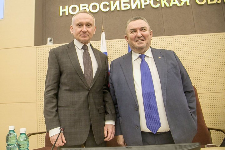 Новосибирские единороссы поменяли лидера Новосибирские единороссы поменяли лидера