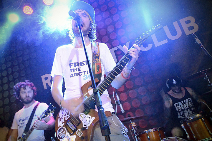 Концерт Noize MC в Иркутске отменили из-за его выступления во Львове Концерт Noize MC в Иркутске отменили из-за его выступления во Львове