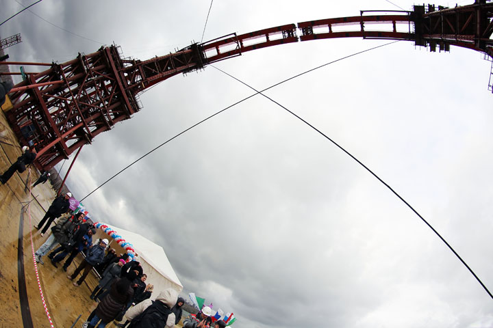 «Когда есть желание, всё получается»: в Новосибирске завершили надвижку арки Бугринского моста (фото) «Когда есть желание, всё получается»: в Новосибирске завершили надвижку арки Бугринского моста (фото)