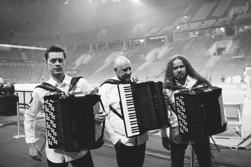 Sib Jazz Fest откроет трио аккордеонистов, записавших альбом с Майклом Найманом Sib Jazz Fest откроет трио аккордеонистов, записавших альбом с Майклом Найманом