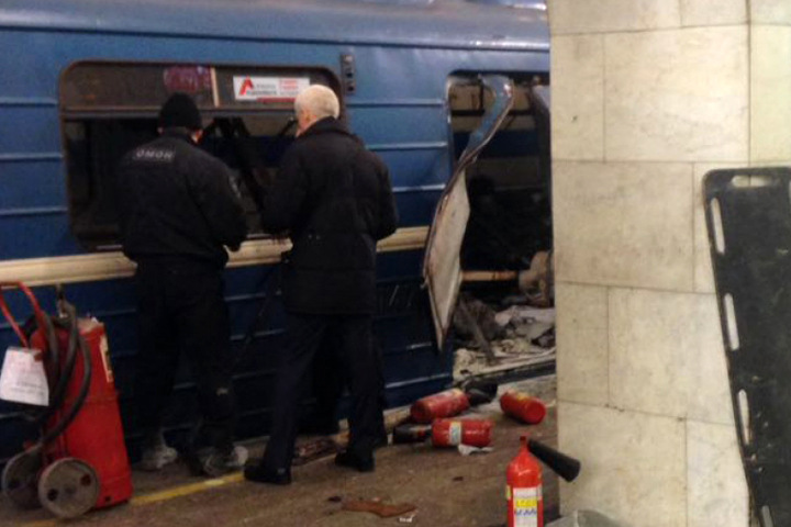 Школьница из Барнаула пострадала при взрыве в Санкт-Петербурге Школьница из Барнаула пострадала при взрыве в Санкт-Петербурге