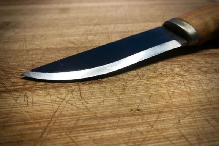 Жительница Забайкалья зарезала сожителя из-за отказа покормить поросят