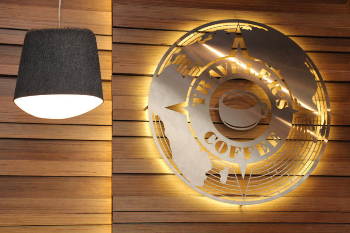 Владельцы Traveler’s Coffee отбили очередную атаку рейдеров