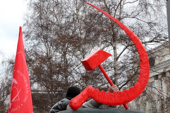 «Путин приедет, а мы не боимся»: омский депутат призвал выйти на митинг в день приезда президента