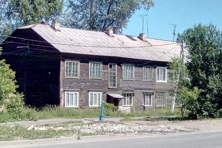 Жилые бараки новосибирской Первомайки признали аварийными Жилые бараки новосибирской Первомайки признали аварийными