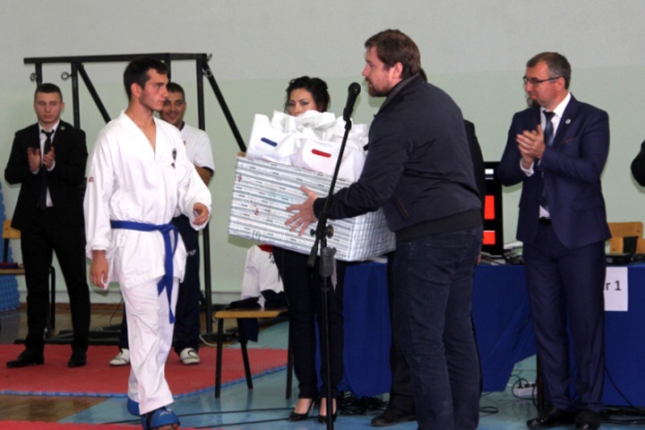 Александр Аксёненко: «Спортивный опыт поможет в жизни» Александр Аксёненко: «Спортивный опыт поможет в жизни»