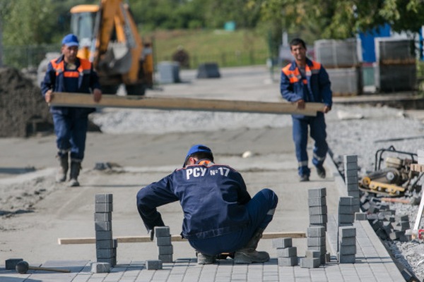 Работы по обустройству Михайловской набережной в Новосибирске планируют выполнить к 15 октября Работы по обустройству Михайловской набережной в Новосибирске планируют выполнить к 15 октября