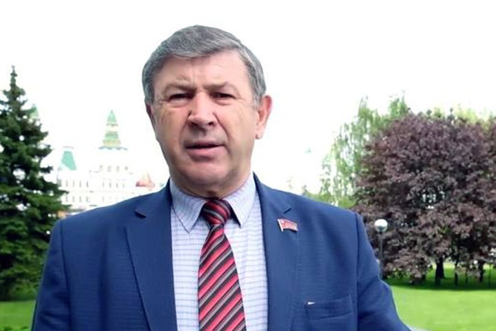 ЦИК решил передать мандат Алфёрова не Грудинину, а красноярскому коммунисту ЦИК решил передать мандат Алфёрова не Грудинину, а красноярскому коммунисту