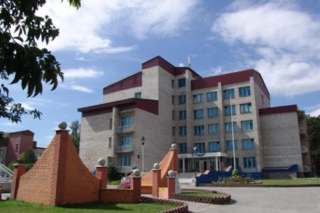 Мэр Новосибирска заявил, что не даст приватизировать санаторий «Парус» 