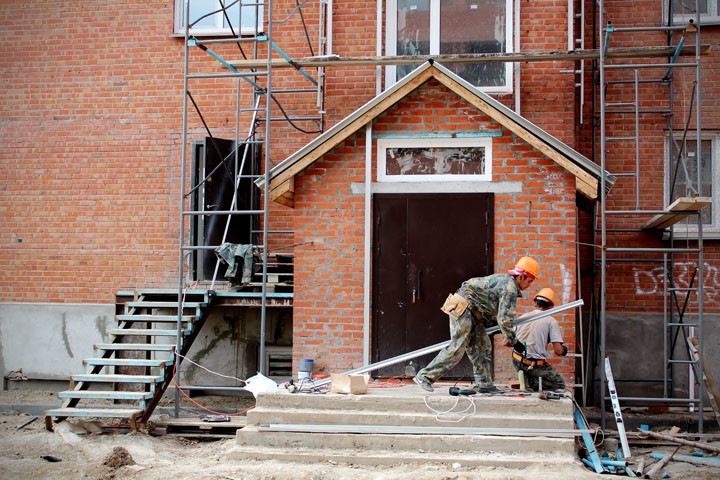 Прокуроры насчитали более 300 долгостроев в СФО. Больше всего в Новосибирской области Прокуроры насчитали более 300 долгостроев в СФО. Больше всего в Новосибирской области