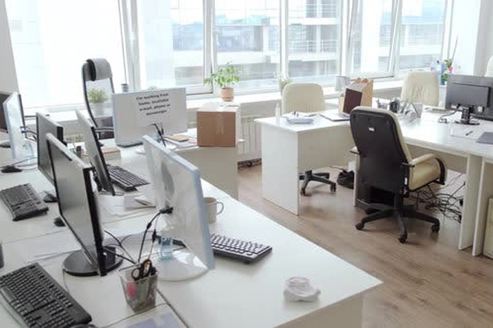 Новосибирское правительство просит работодателей отправить на удаленку 30% сотрудников Новосибирское правительство просит работодателей отправить на удаленку 30% сотрудников